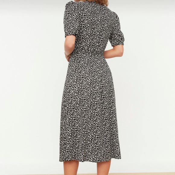 Very Chic Shirt Dress - Picture 3 of 4